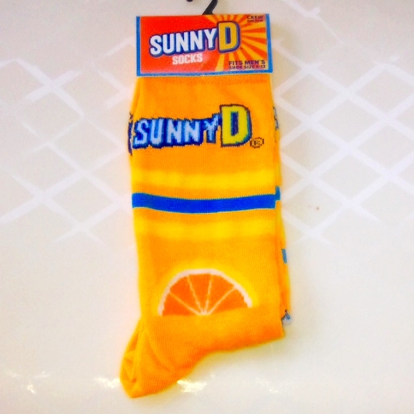 🆕 GoLDeN "SUNNY D" LoGo BRaND STyLe Crew Socks 🧦 SIZE:6-12 Men's @See PICS PLZ - Picture 1 of 3